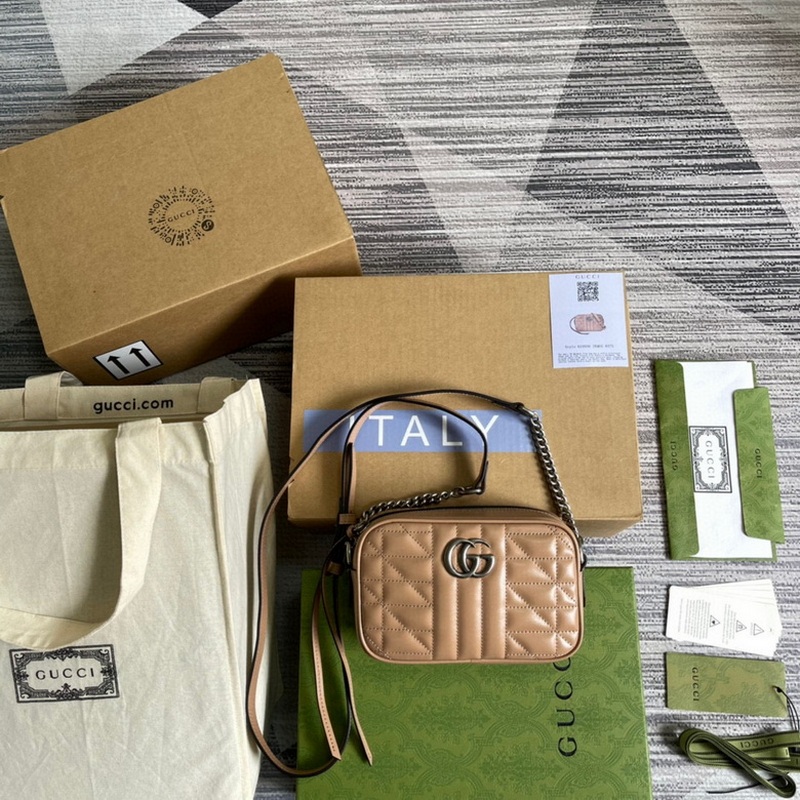 Gucci Handbags 622